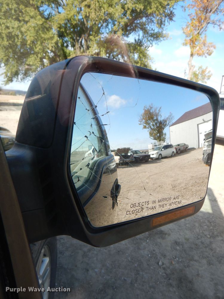 image for item DI2671 2004 Ford F150 Lariat SuperCrew pickup truck