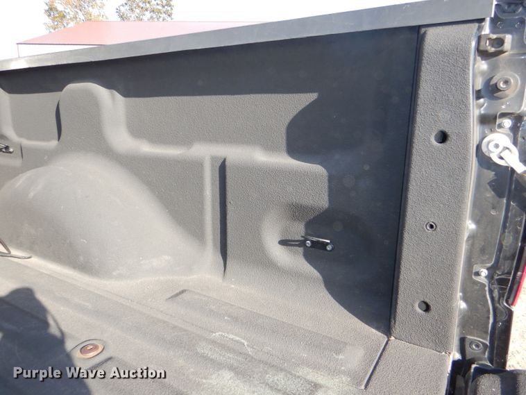 image for item DI2671 2004 Ford F150 Lariat SuperCrew pickup truck