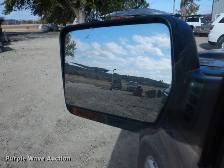 image for item DI2671 2004 Ford F150 Lariat SuperCrew pickup truck