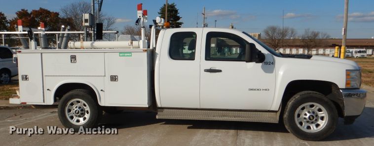 image for item DI2685 2012 Chevrolet Silverado 3500HD Ext. Cab utility bed pickup truck