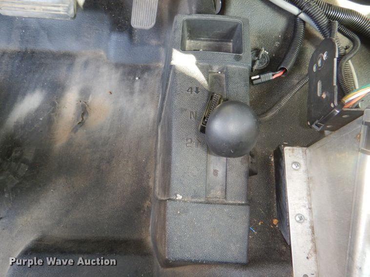 image for item DI2685 2012 Chevrolet Silverado 3500HD Ext. Cab utility bed pickup truck