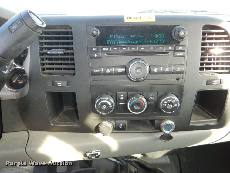 image for item DI2685 2012 Chevrolet Silverado 3500HD Ext. Cab utility bed pickup truck