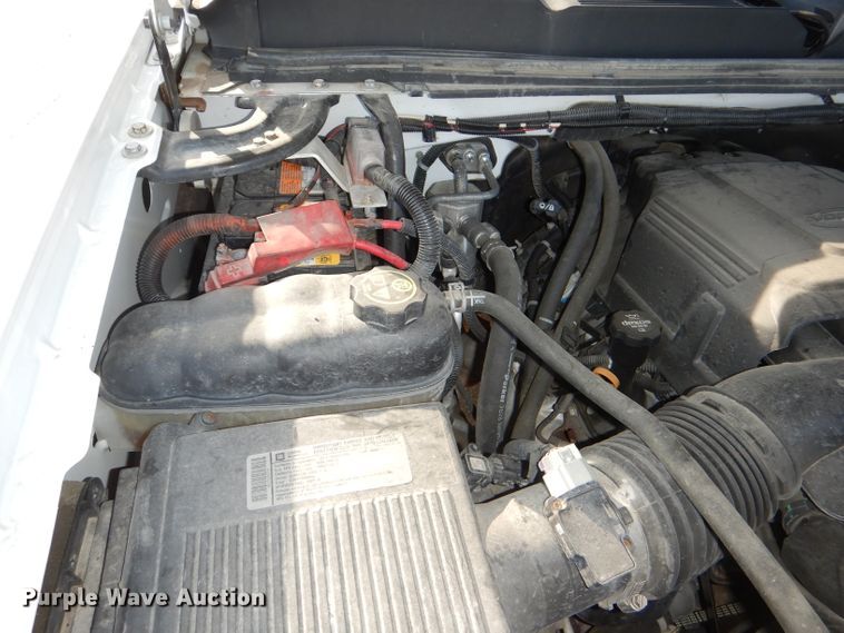 image for item DI2685 2012 Chevrolet Silverado 3500HD Ext. Cab utility bed pickup truck