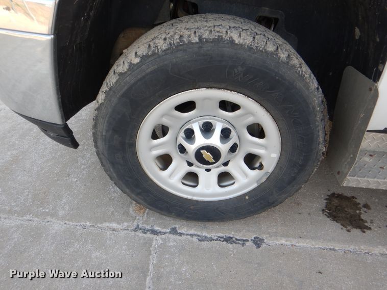 image for item DI2685 2012 Chevrolet Silverado 3500HD Ext. Cab utility bed pickup truck