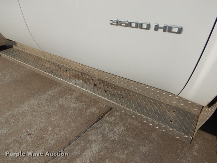 image for item DI2685 2012 Chevrolet Silverado 3500HD Ext. Cab utility bed pickup truck