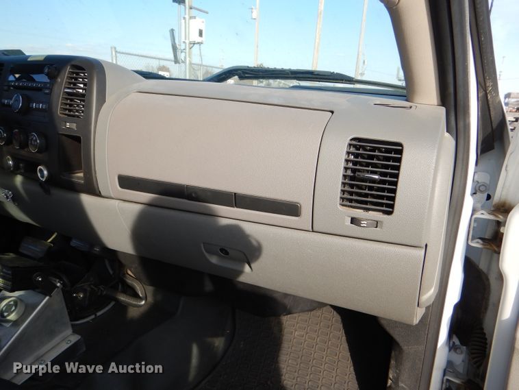 image for item DI2685 2012 Chevrolet Silverado 3500HD Ext. Cab utility bed pickup truck