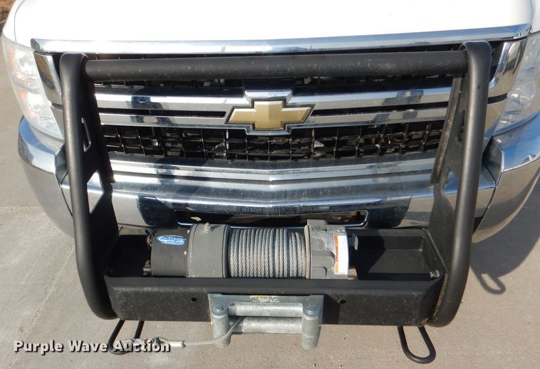 image for item DI2687 2007 Chevrolet Silverado 3500HD flatbed pickup truck