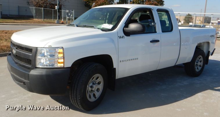 image for item DI2690 2008 Chevrolet Silverado 1500 Ext. Cab pickup truck