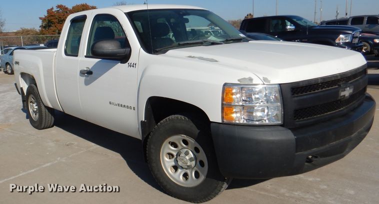 image for item DI2690 2008 Chevrolet Silverado 1500 Ext. Cab pickup truck