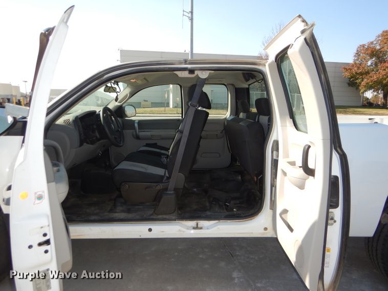 image for item DI2690 2008 Chevrolet Silverado 1500 Ext. Cab pickup truck