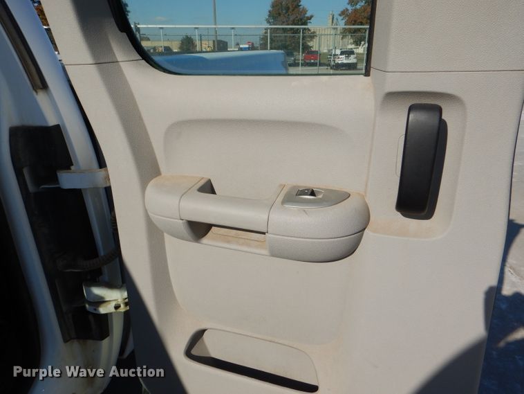 image for item DI2690 2008 Chevrolet Silverado 1500 Ext. Cab pickup truck