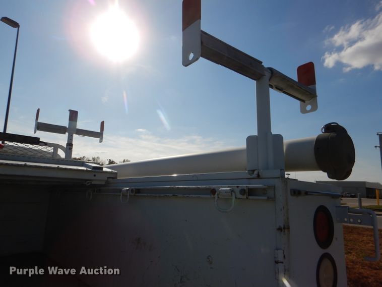 image for item DI2692 2008 Chevrolet Silverado 3500HD utility bed pickup truck