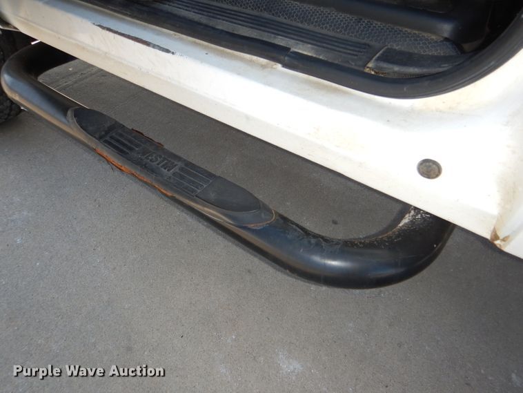 image for item DI2692 2008 Chevrolet Silverado 3500HD utility bed pickup truck