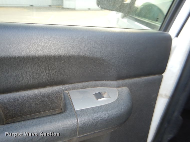 image for item DI2693 2012 Chevrolet Silverado 1500 Hybrid Crew Cab pickup truck