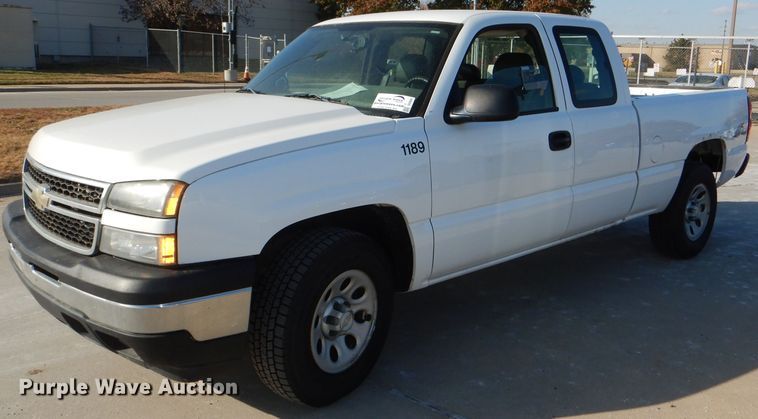image for item DI2694 2006 Chevrolet Silverado 1500 Ext. Cab pickup truck