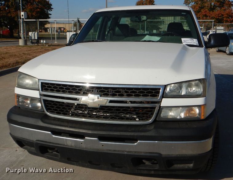 image for item DI2694 2006 Chevrolet Silverado 1500 Ext. Cab pickup truck