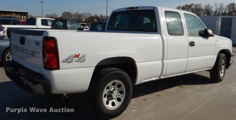 image for item DI2694 2006 Chevrolet Silverado 1500 Ext. Cab pickup truck