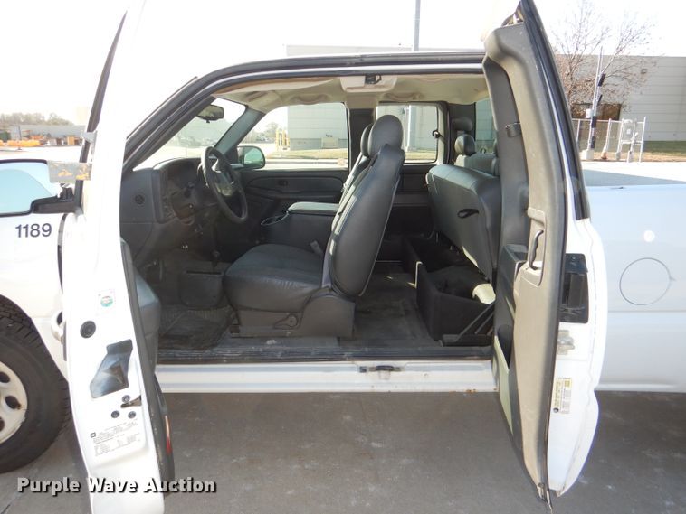 image for item DI2694 2006 Chevrolet Silverado 1500 Ext. Cab pickup truck