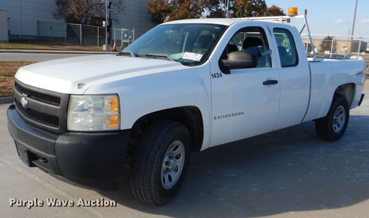 image for item DI2695 2008 Chevrolet Silverado 1500 Ext. Cab pickup truck