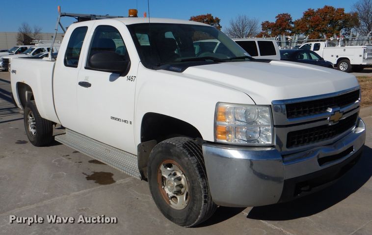 image for item DI2699 2008 Chevrolet Silverado 2500HD Ext. Cab pickup truck