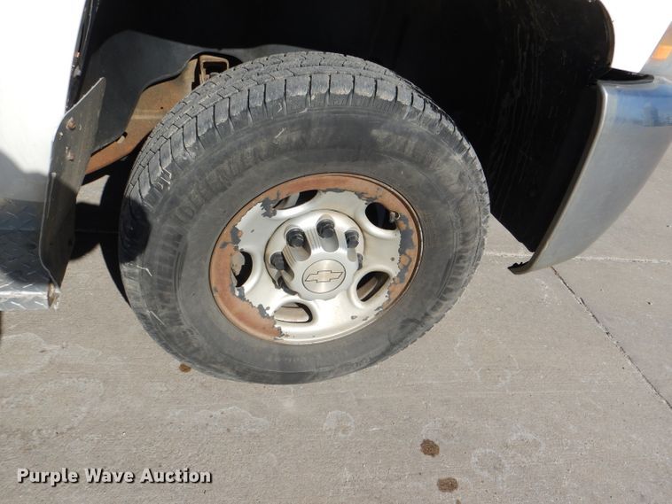 image for item DI2699 2008 Chevrolet Silverado 2500HD Ext. Cab pickup truck