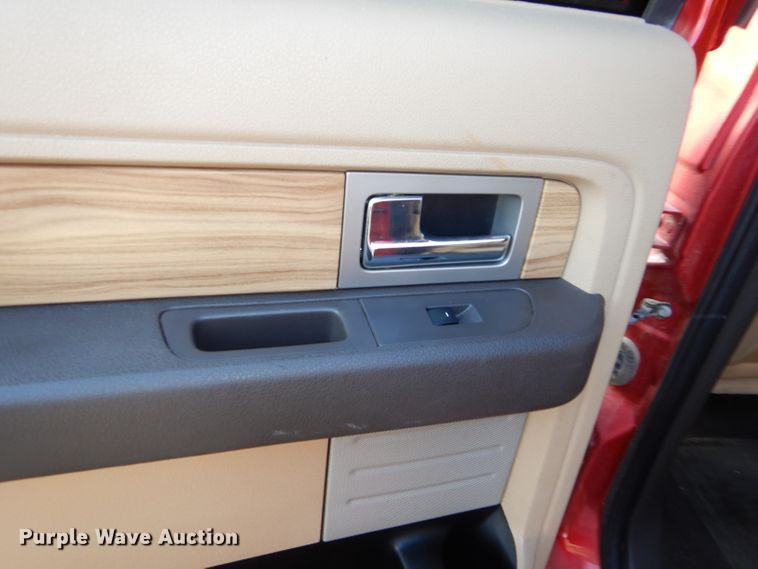 image for item DI2720 2011 Ford F150 Lariat SuperCrew pickup truck