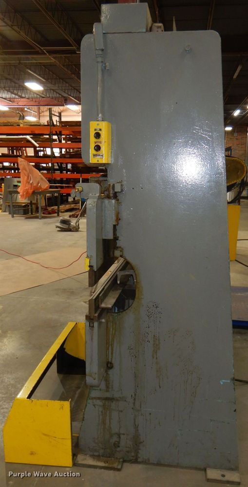 image for item DY9363 Chicago Dreis & Krump 350 press brake