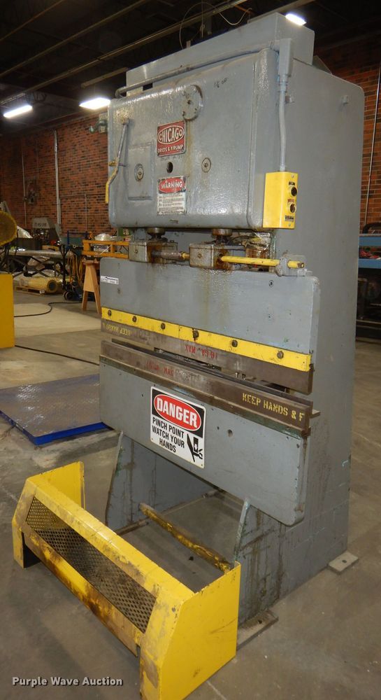 image for item DY9363 Chicago Dreis & Krump 350 press brake