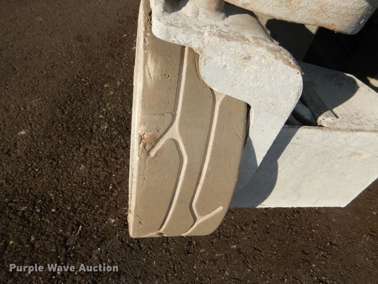 image for item DY9364 Skyjack SJIII 3219 scissor lift