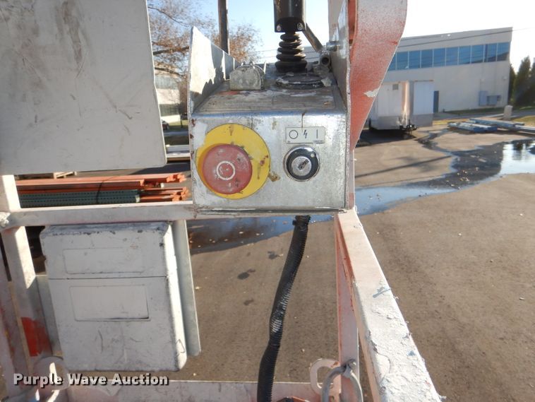 image for item DY9364 Skyjack SJIII 3219 scissor lift