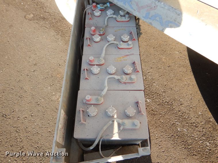 image for item DY9364 Skyjack SJIII 3219 scissor lift