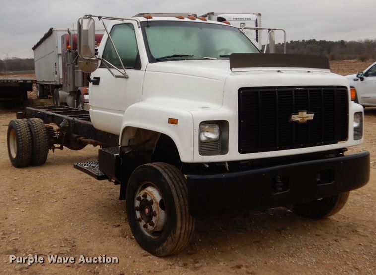 image for item EC9098 1995 Chevrolet Kodiak truck cab and chassis