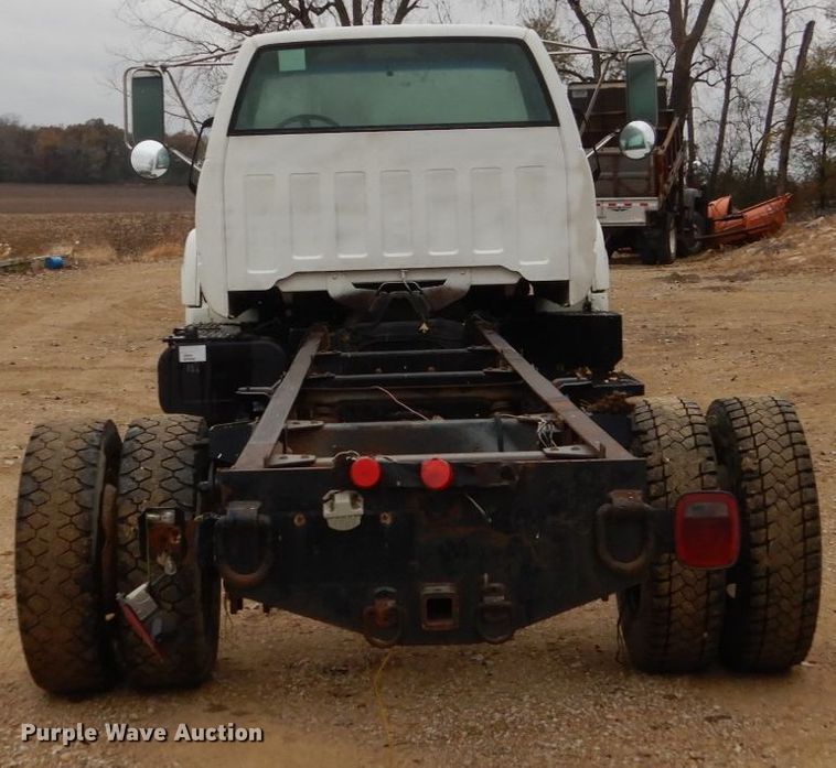 image for item EC9098 1995 Chevrolet Kodiak truck cab and chassis