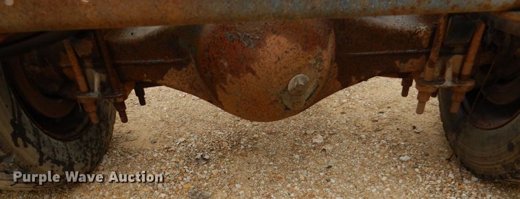 image for item EC9098 1995 Chevrolet Kodiak truck cab and chassis