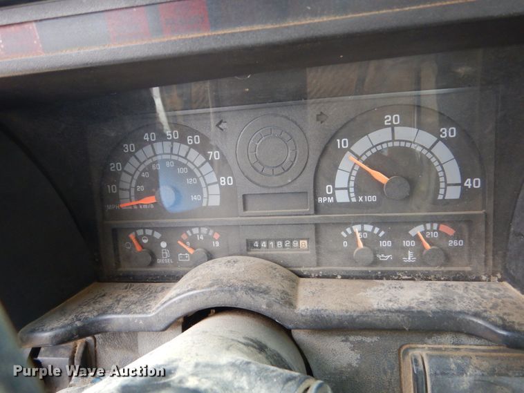 image for item EC9098 1995 Chevrolet Kodiak truck cab and chassis