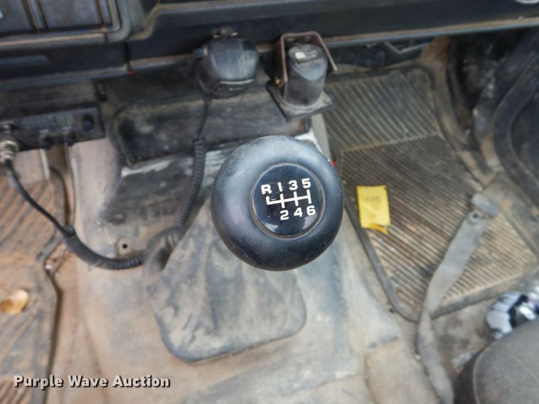 image for item EC9098 1995 Chevrolet Kodiak truck cab and chassis