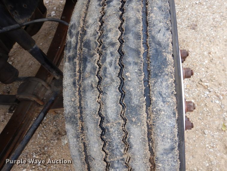 image for item EC9098 1995 Chevrolet Kodiak truck cab and chassis