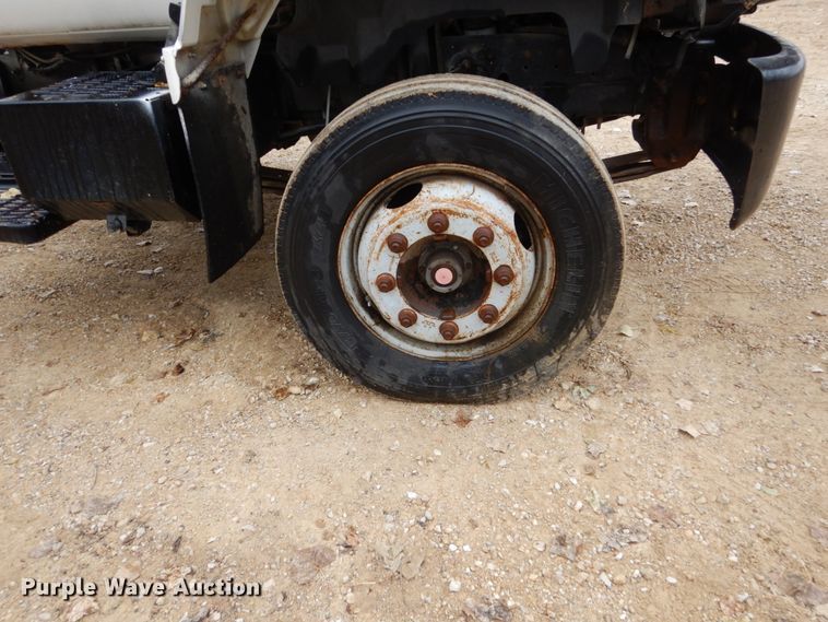 image for item EC9098 1995 Chevrolet Kodiak truck cab and chassis