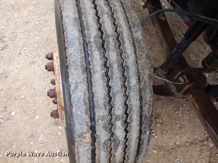 image for item EC9098 1995 Chevrolet Kodiak truck cab and chassis