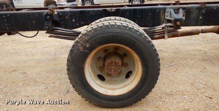 image for item EC9098 1995 Chevrolet Kodiak truck cab and chassis