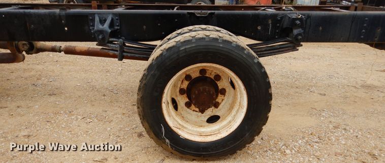 image for item EC9098 1995 Chevrolet Kodiak truck cab and chassis