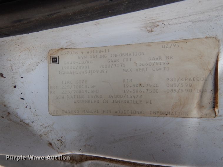 image for item EC9098 1995 Chevrolet Kodiak truck cab and chassis