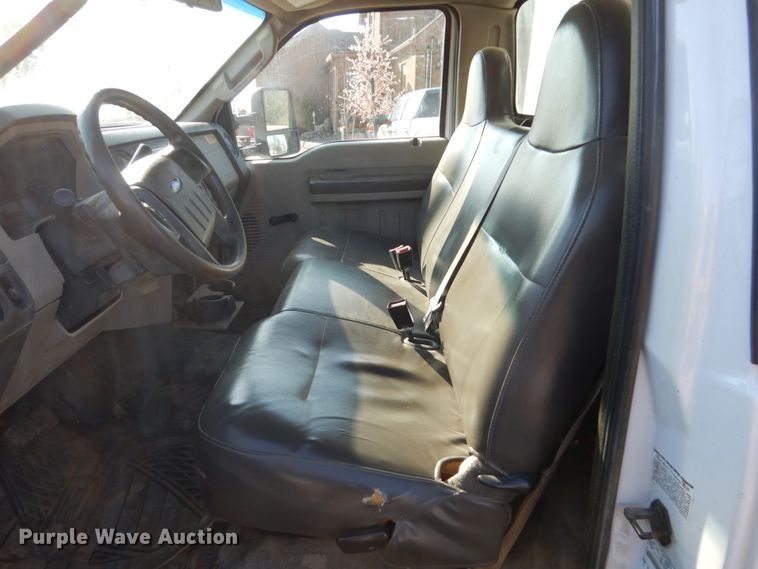 image for item EC9133 2008 Ford F550 Super Duty dump truck