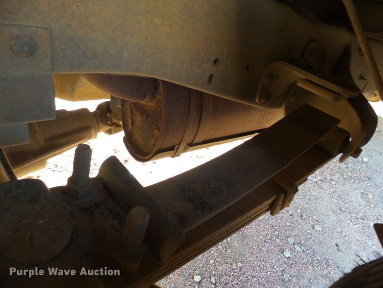 image for item EF9563 2001 Ford F250 Super Duty pickup truck