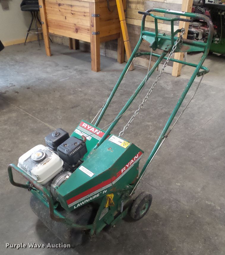 image for item EM9242 Ryan Lawnaire IV aerator