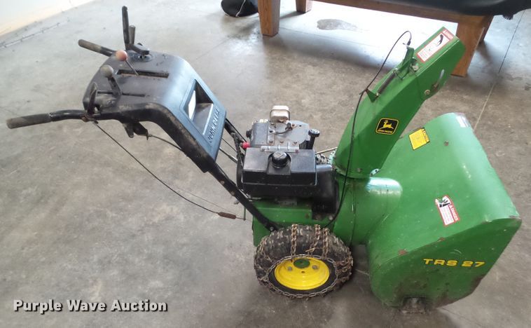 image for item EM9245 John Deere TRS27 snow blower