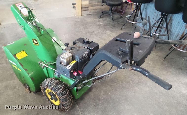 image for item EM9245 John Deere TRS27 snow blower