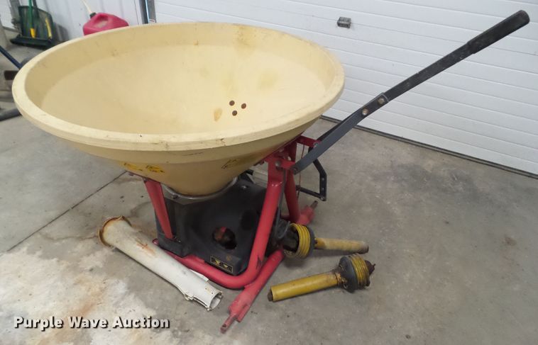 image for item EM9247 Vicon PS203 spreader