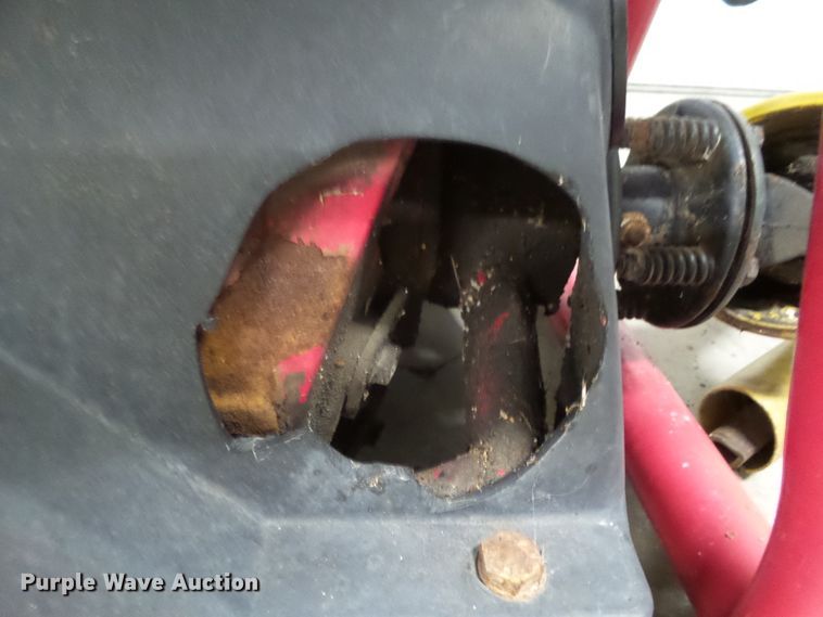 image for item EM9247 Vicon PS203 spreader