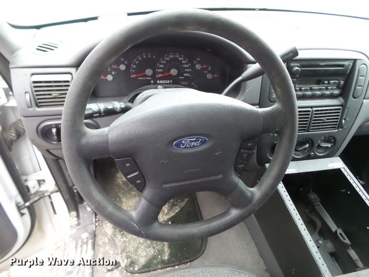 image for item EM9249 2003 Ford Explorer XLS SUV